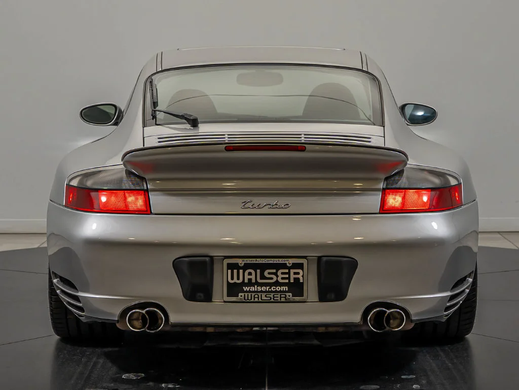 Used 2003 Arctic Silver Metallic Porsche  image 7