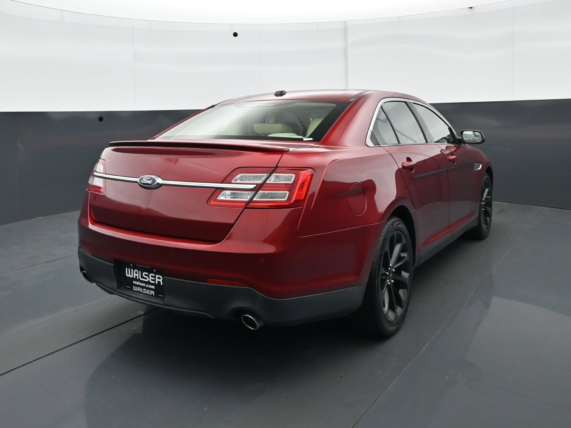 Used 2015 Ruby Red Metallic Ford SEL image 7