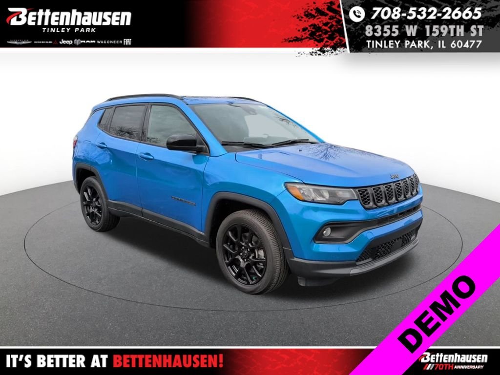 New 2026 Hydro Blue Pearl-Coat Exterior Paint Jeep Latitude image 3
