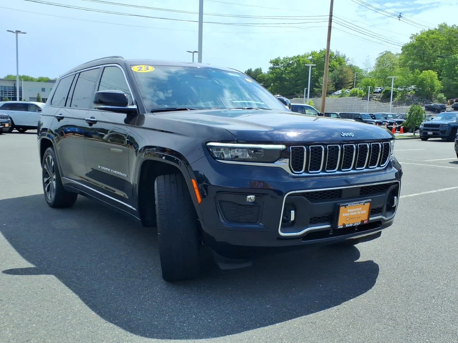Certified Used 2023 Midnight Sky Jeep Overland image 5