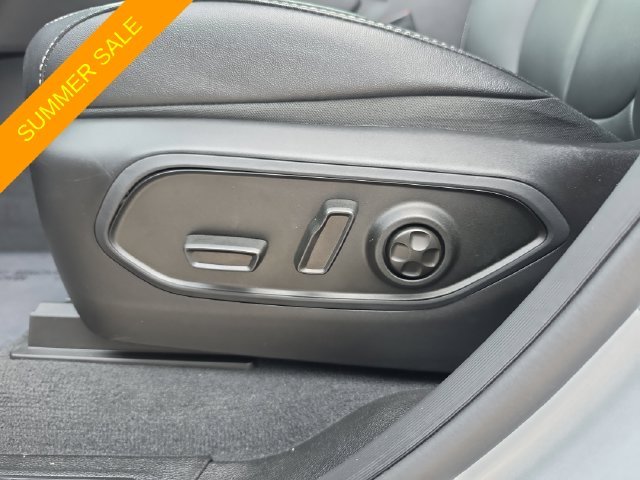 Certified Used 2025 Silver Jeep Limited image 15