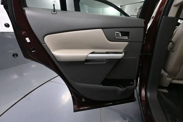 2012 Ford Edge Limited - Photo 34