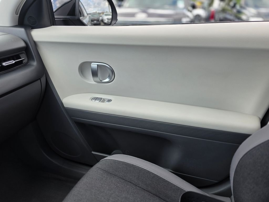 2022 Hyundai IONIQ 5 SE - Photo 26