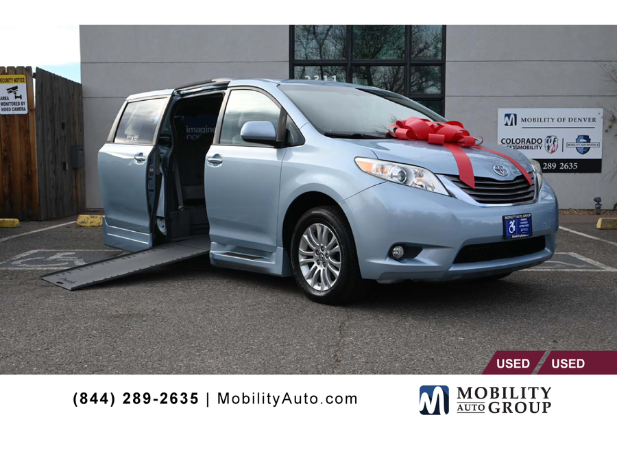 2015 Toyota Sienna XLE Premium