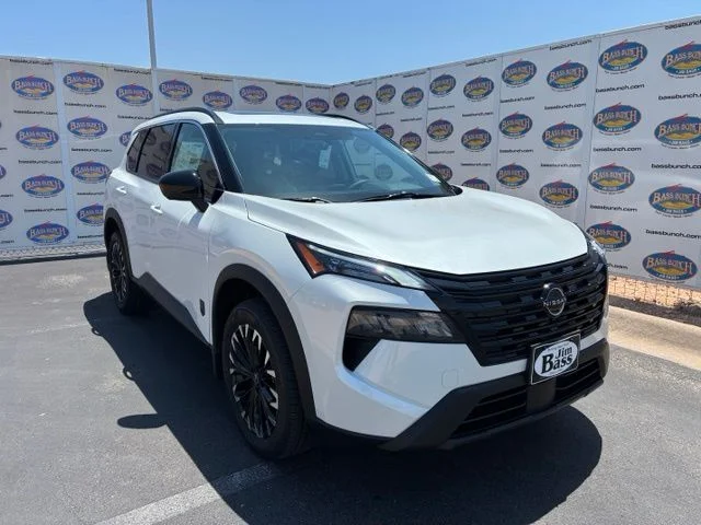 New 2026 Everest White Pearl Tricoat Nissan Dark Armor image 2