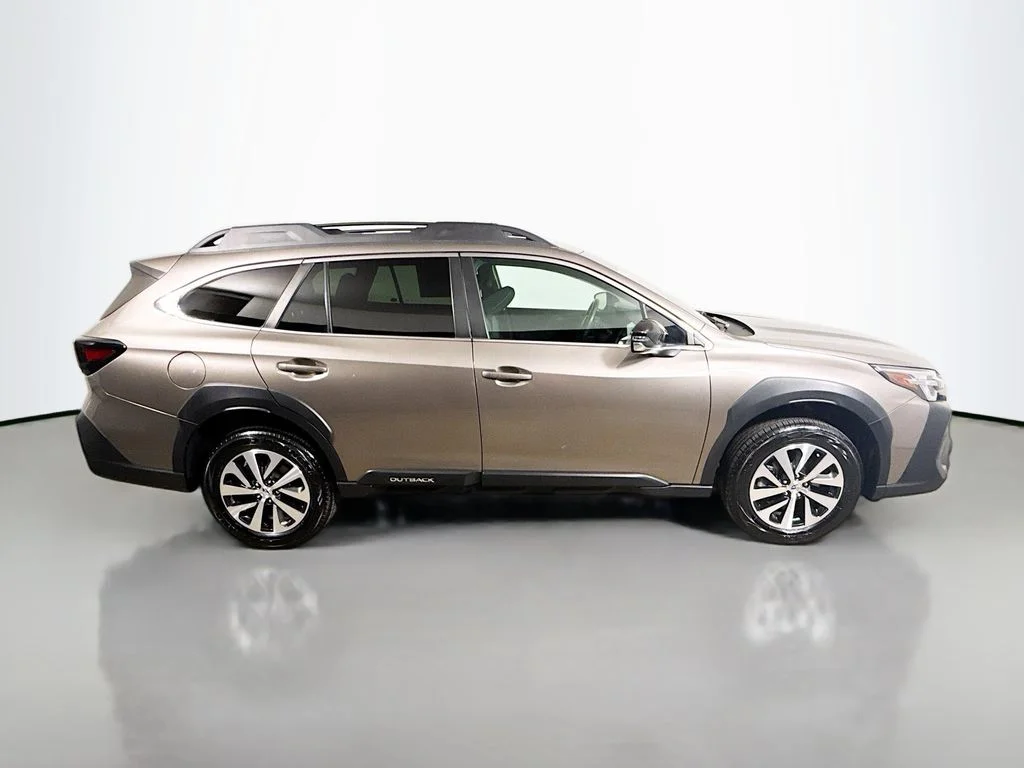 Used 2024 Brilliant Bronze Metallic Subaru Premium image 8