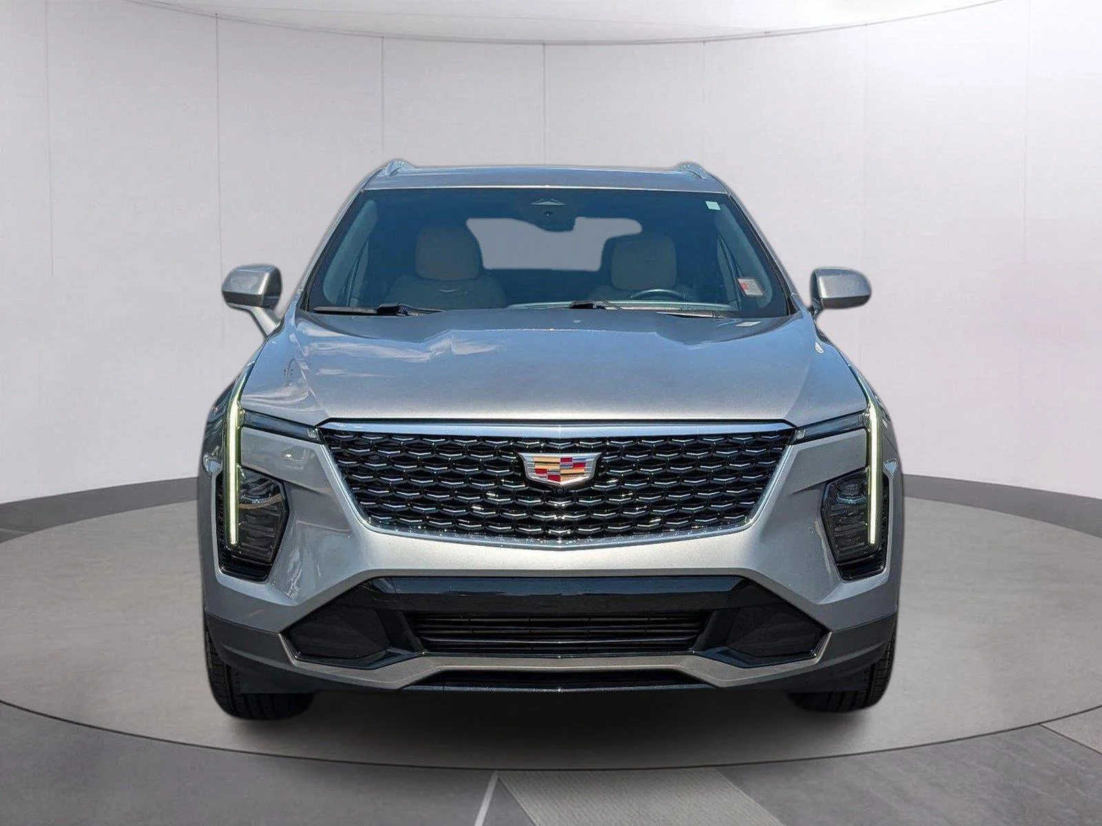 Used 2025 Argent Silver Metallic Cadillac FWD Premium Luxury image 8