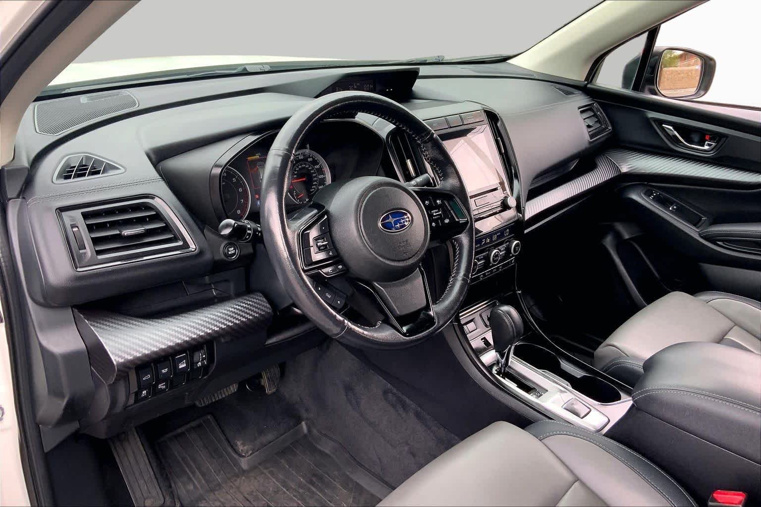 Used 2022 Crystal White Pearl Subaru Onyx Edition image 14