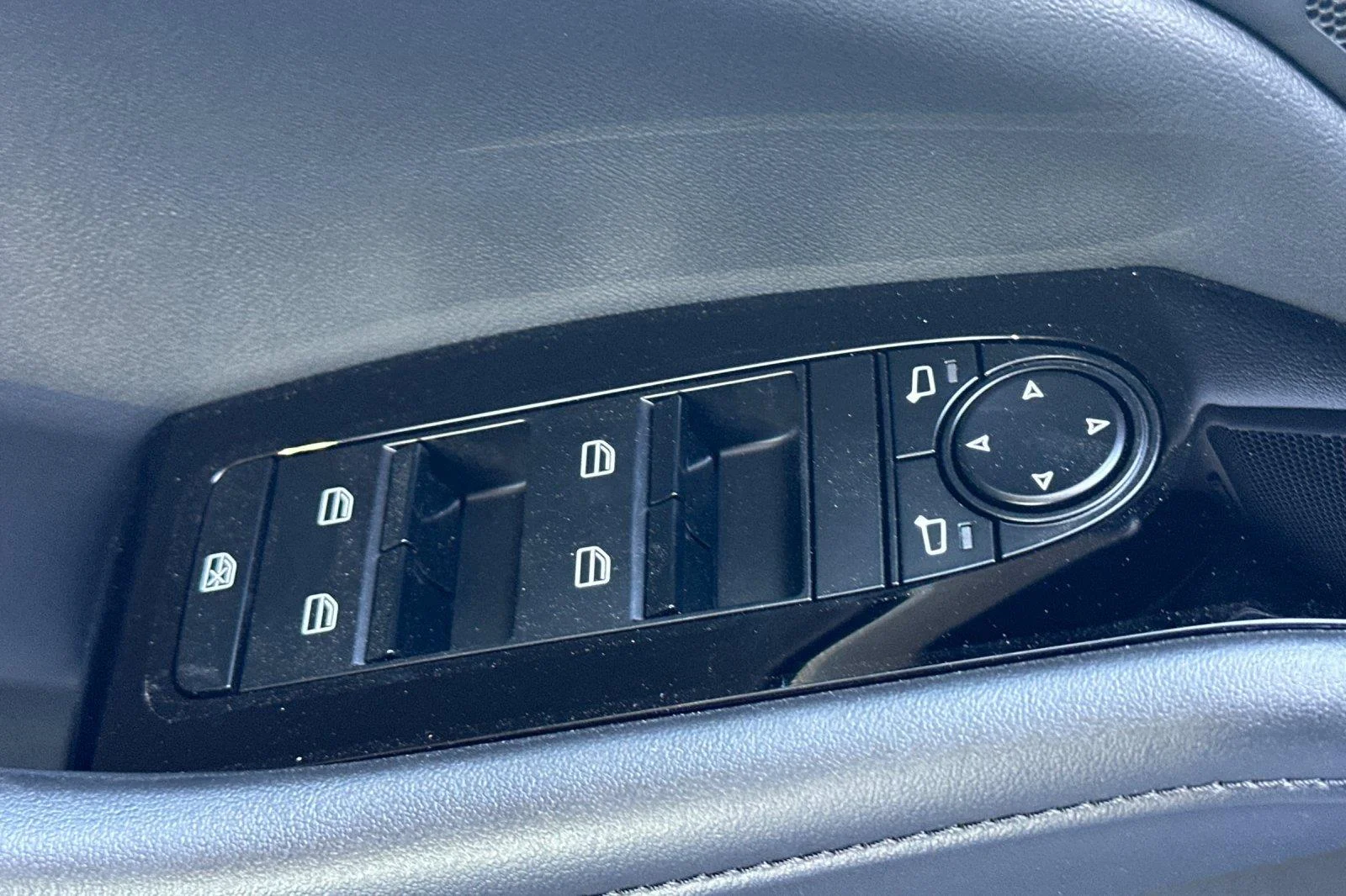 New 2026 Jet Black Mica Mazda 2.5 S Preferred image 12