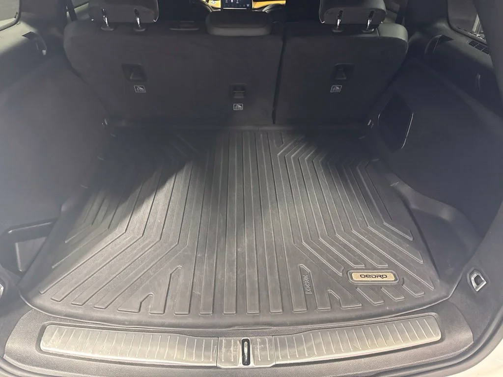 Used 2023 White Jeep Summit Reserve image 14