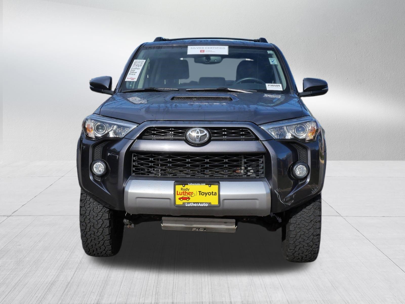 Certified 2018 Toyota 4Runner Off-Road with VIN JTEBU5JR6J5488197 for sale in Golden Valley, Minnesota