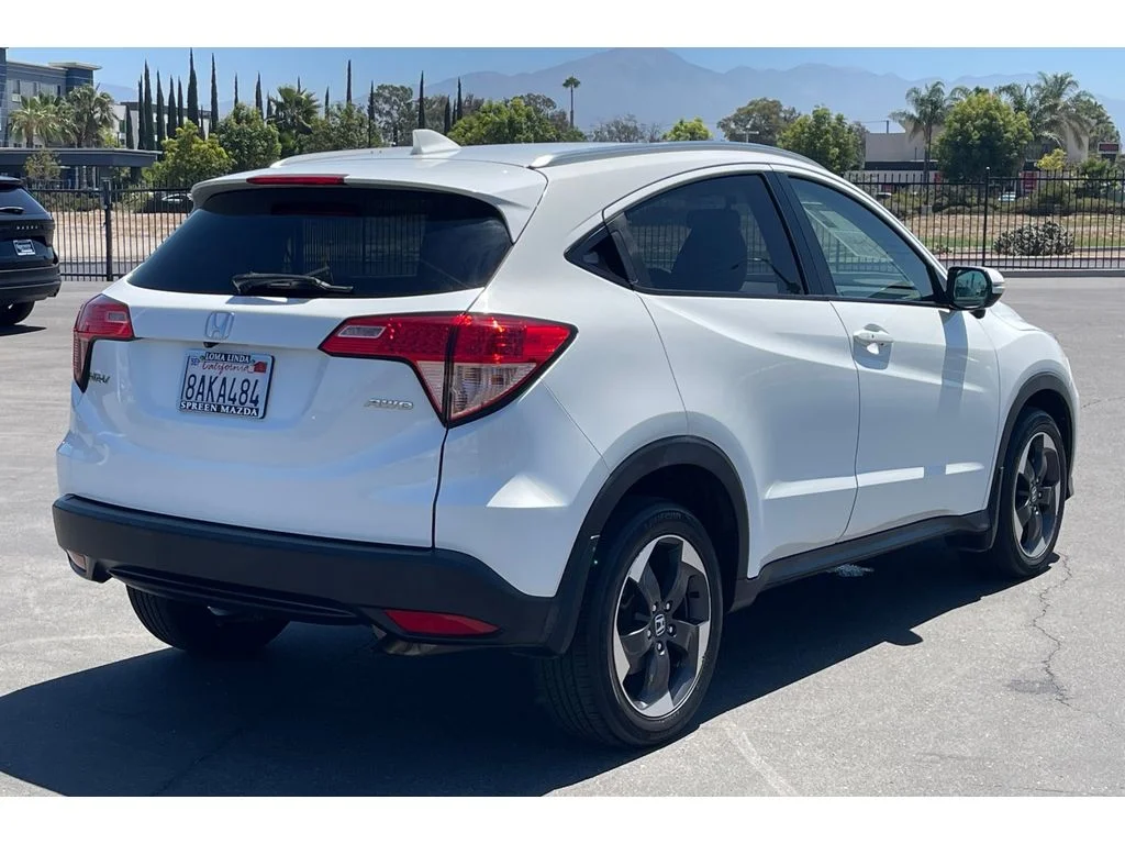 Used 2018 White Orchid Pearl Honda EX-L Navi image 7