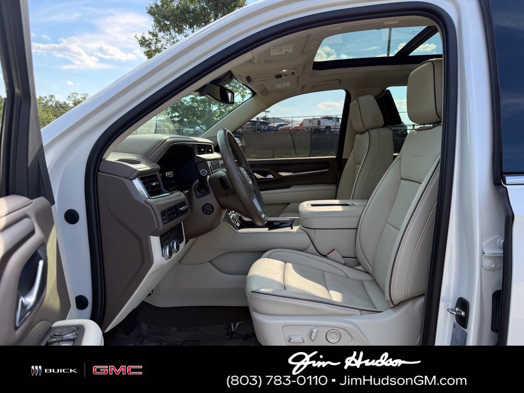 Used 2023 WHITE FROST TRICOAT GMC Denali image 24