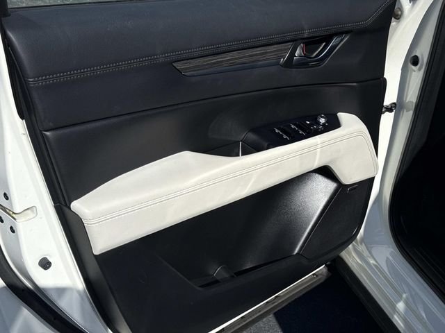 Used 2020 White Mazda Grand Touring image 17