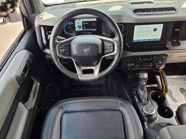 Used 2022 White Ford Badlands image 13