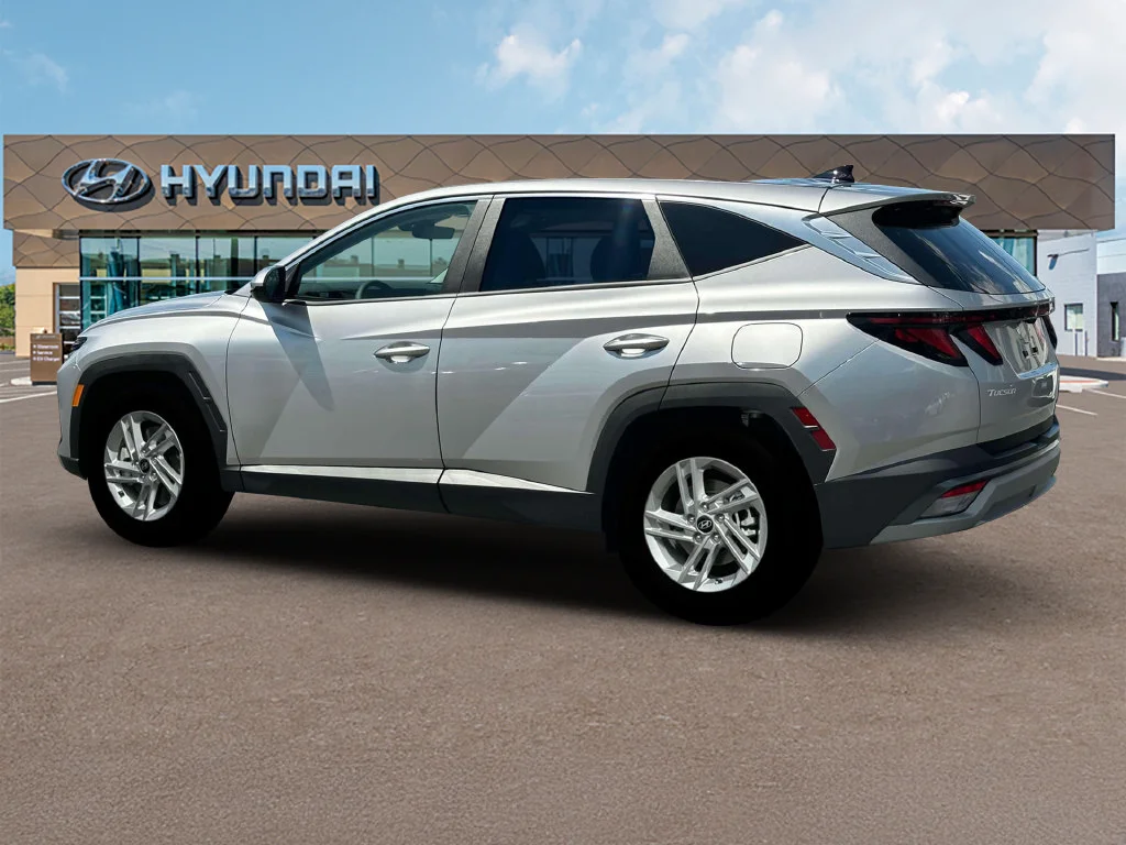 New 2026 Silver Hyundai SE image 4
