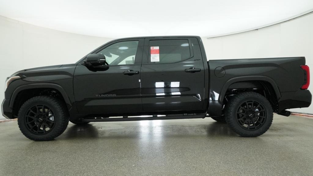 New 2026 Midnight Black Metallic Toyota SR5 image 11