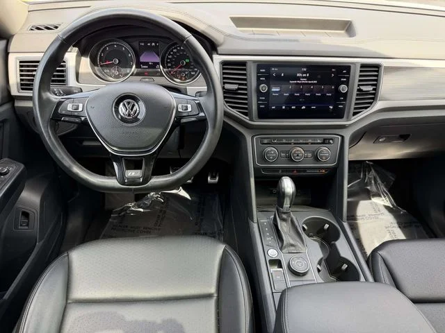 Used 2019 Pure White Volkswagen 3.6L V6 SE image 17
