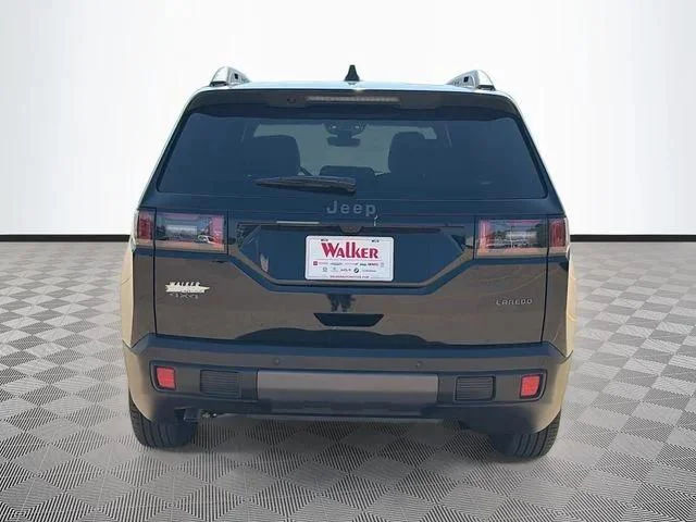 New 2026 Diamond Black Crystal Pearlcoat Jeep Laredo image 6