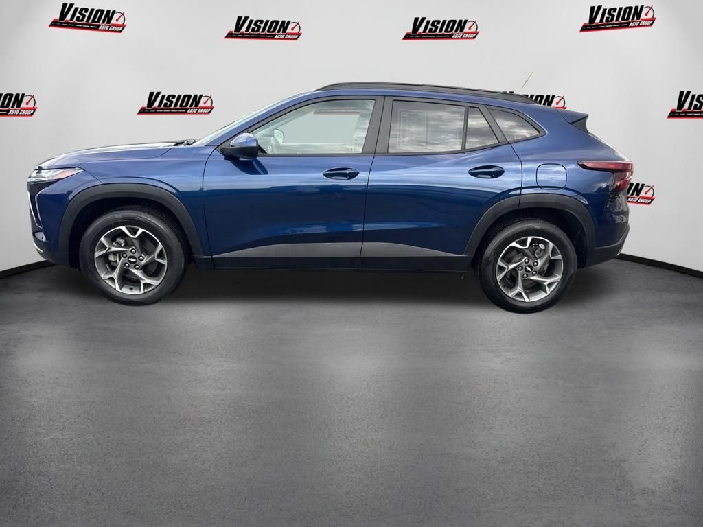 Used 2024 Blue Chevrolet LT image 8