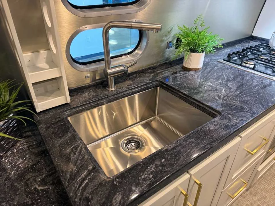 New 2026 SILVER AIRSTREAM  image 34