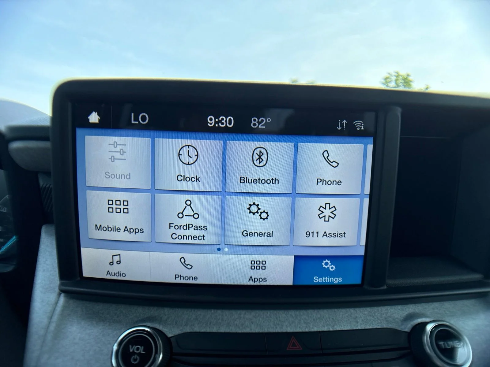 Used 2024 Gray Ford XLT image 4