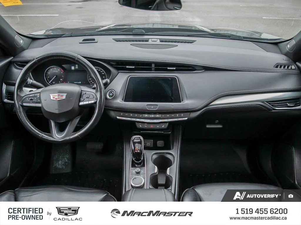 Used 2020  Cadillac Premium Luxury image 27