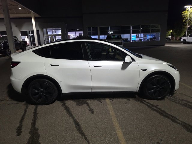 Used 2024 White Tesla Long Range image 6
