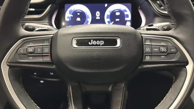 Used 2023 Bright White Clearcoat Jeep Limited image 15