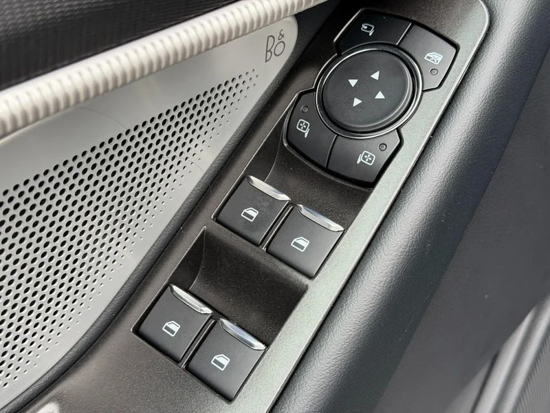New 2026 Carbonized Gray Metallic Ford Tremor 4WD image 11