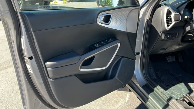 Used 2024 Steel Gray Kia LX image 15