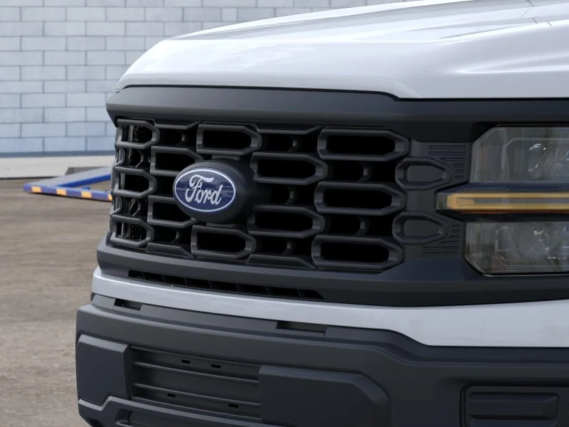 New 2026 Oxford White Ford XL image 17