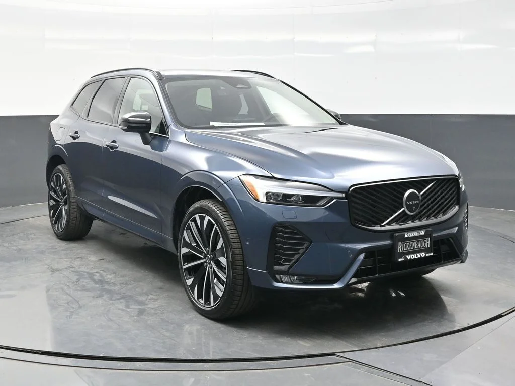 2026 Volvo XC60 B5 Ultra Dark AWD's photo