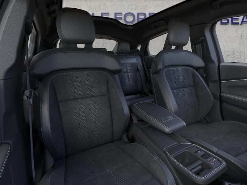 2025 Ford Mustang Mach-E GT - Photo 10
