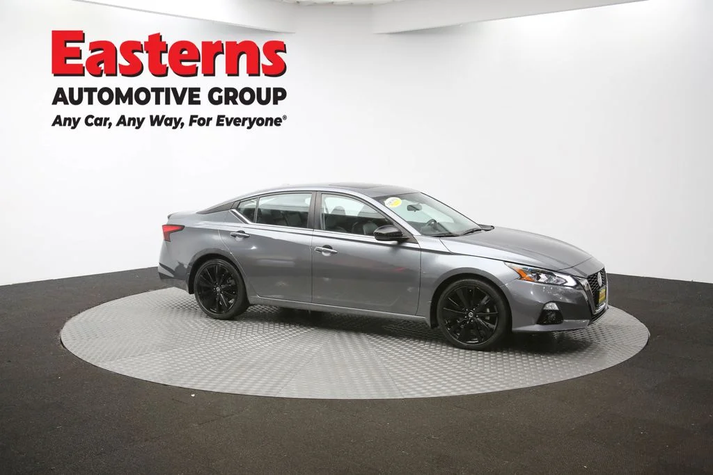 Used 2022 Gray Nissan 2.5 SR image 45
