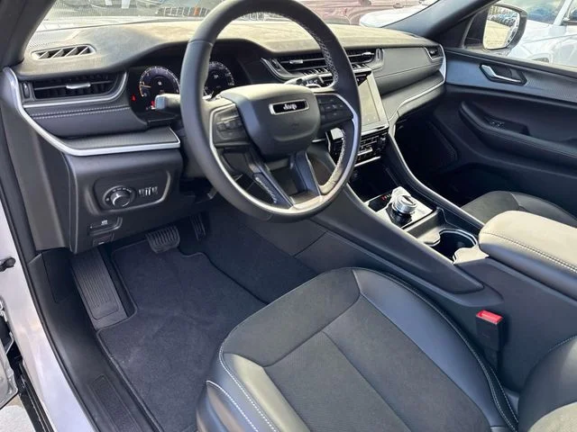 New 2025 Silver Jeep Altitude X image 12