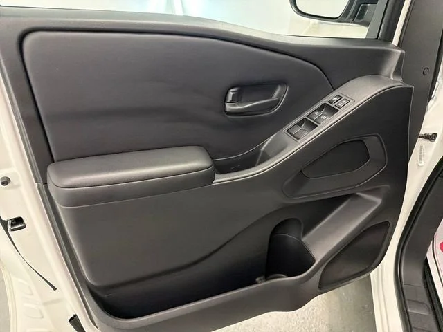 Used 2026 White Nissan S image 11