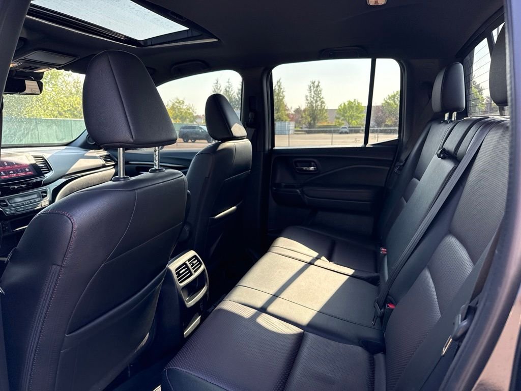 Used 2022 Crystal Black Pearl Honda Black Edition image 18