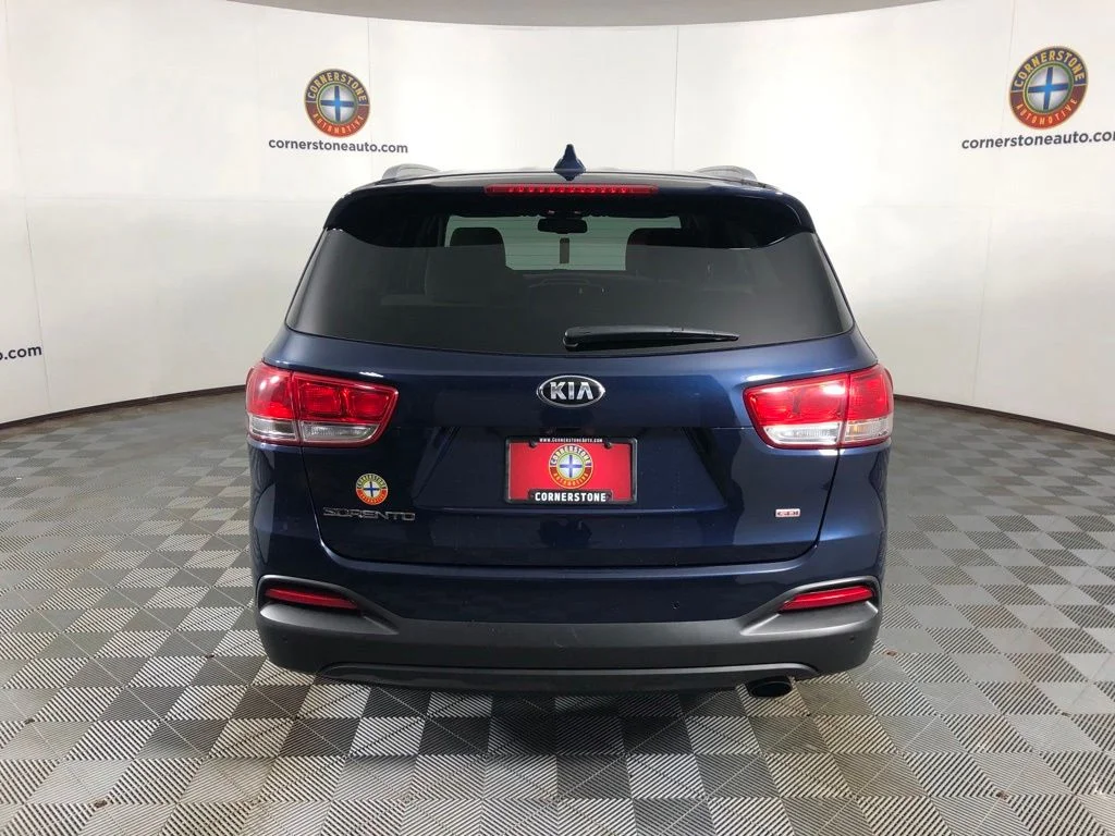 Used 2017 Blue Kia LX image 17