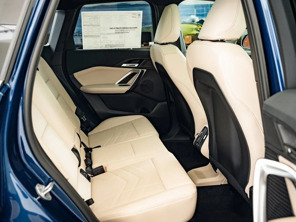 Used 2025 Blue Metallic BMW xDrive28i image 34