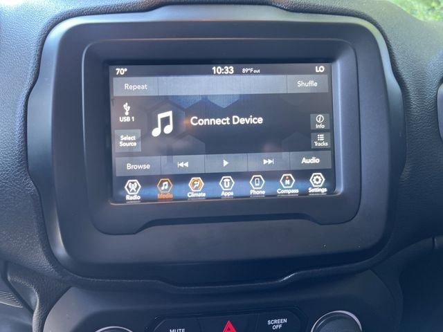 Used 2018 Glacier Metallic Jeep Latitude image 18