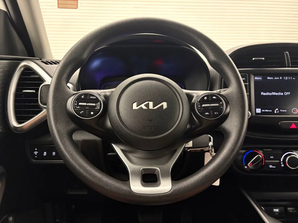 Used 2025 White Kia LX image 3