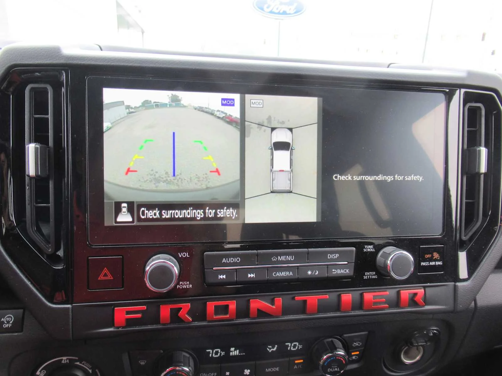 Used 2025 Glacier White Nissan PRO-4X image 31