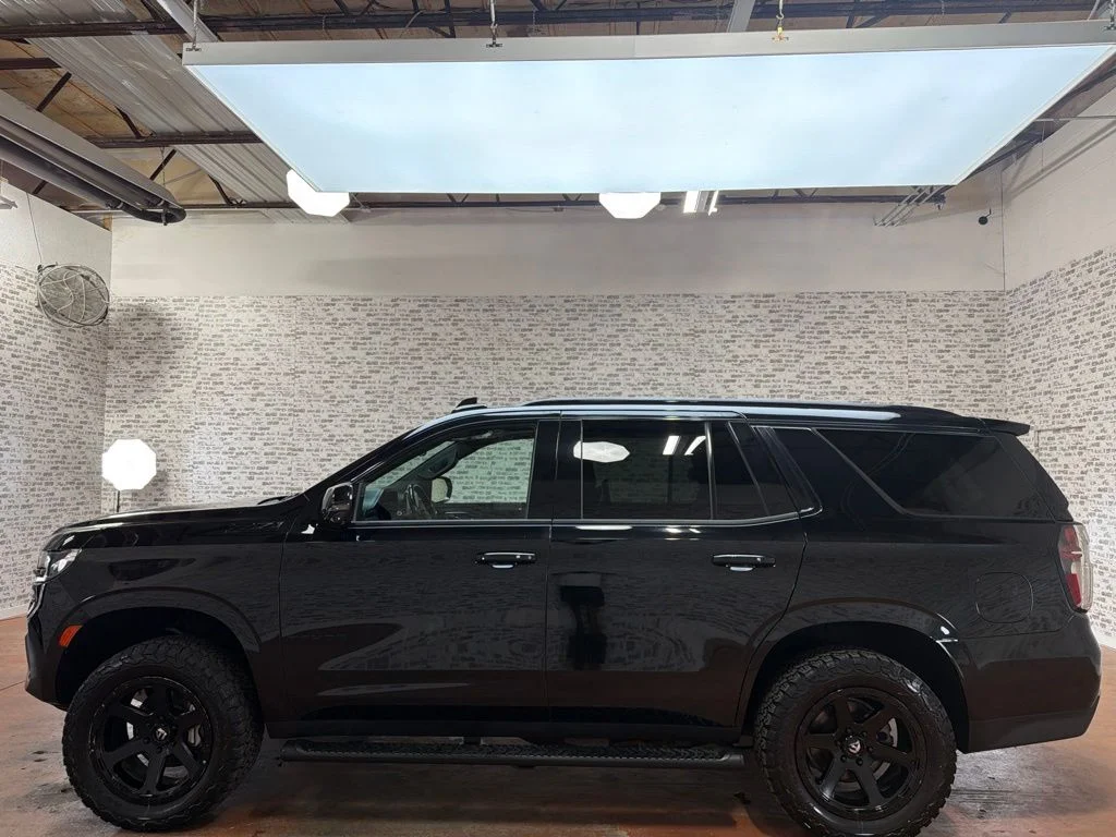 Used 2021 Black Chevrolet Z71 image 4
