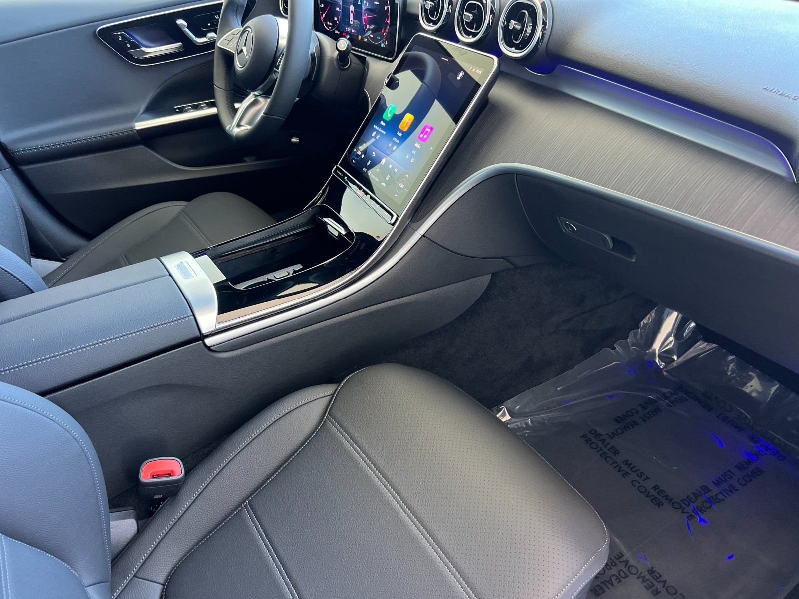 New 2026 MANUFAKTUR Alpine Grey Mercedes-Benz C 300 image 18