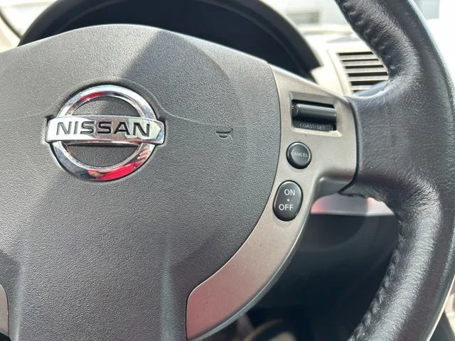 Used 2012 Silver Nissan 2.0 SR image 29