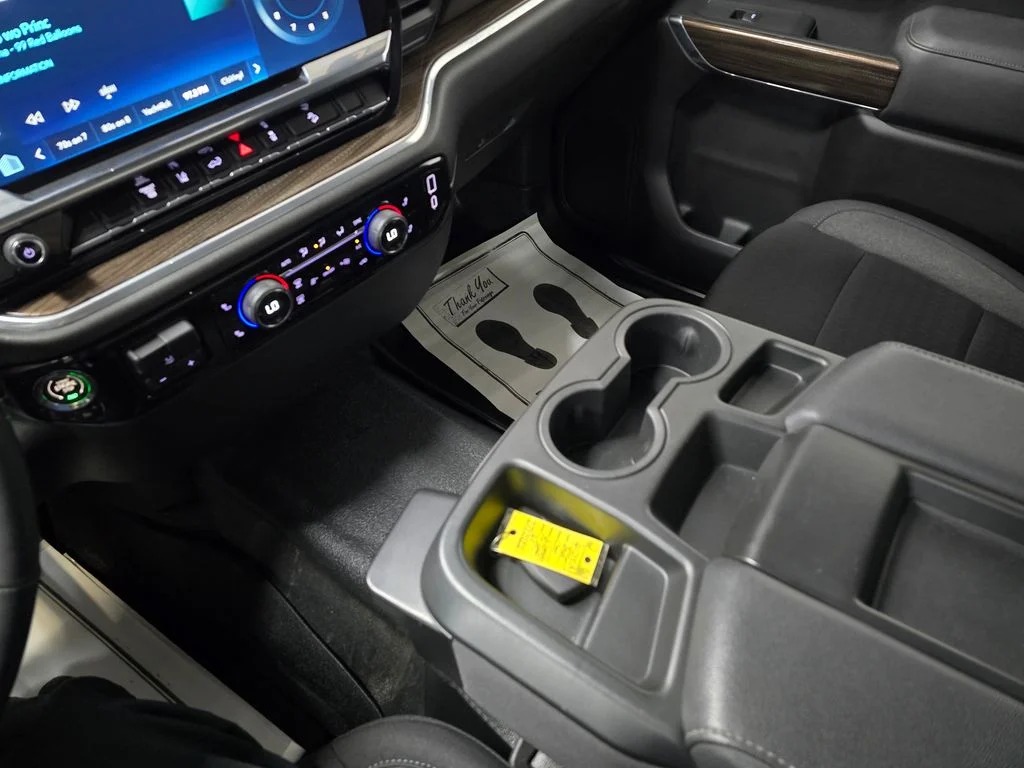Used 2025 Gray Chevrolet LT image 26