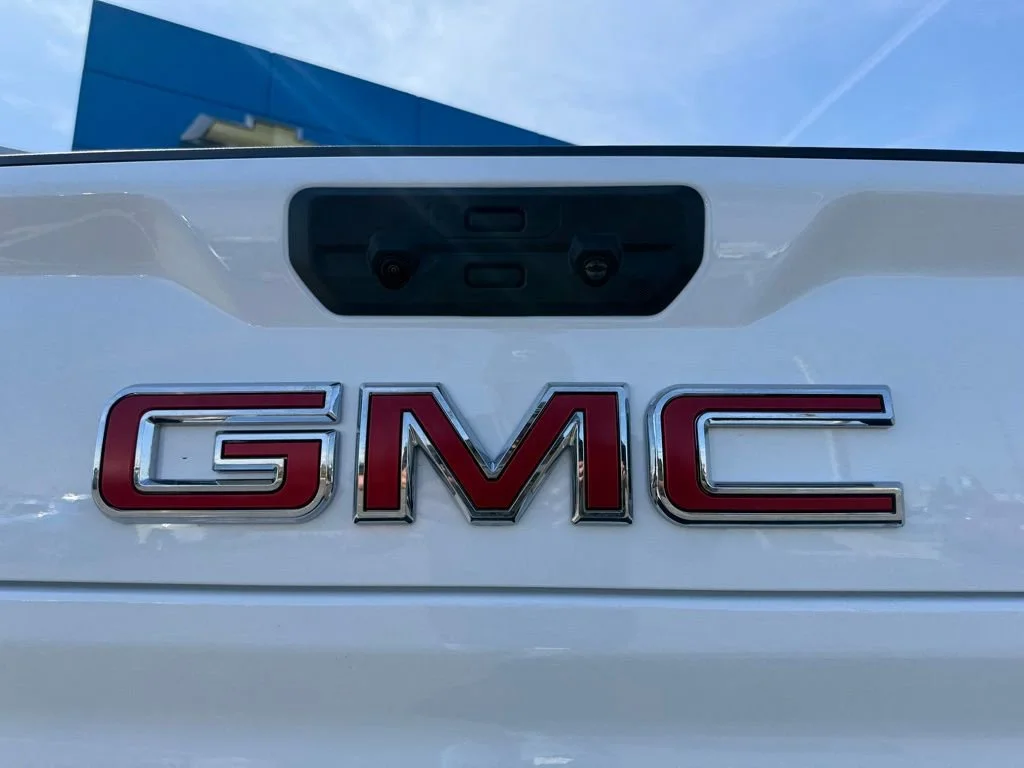 New 2026 Summit White GMC AT4X image 8