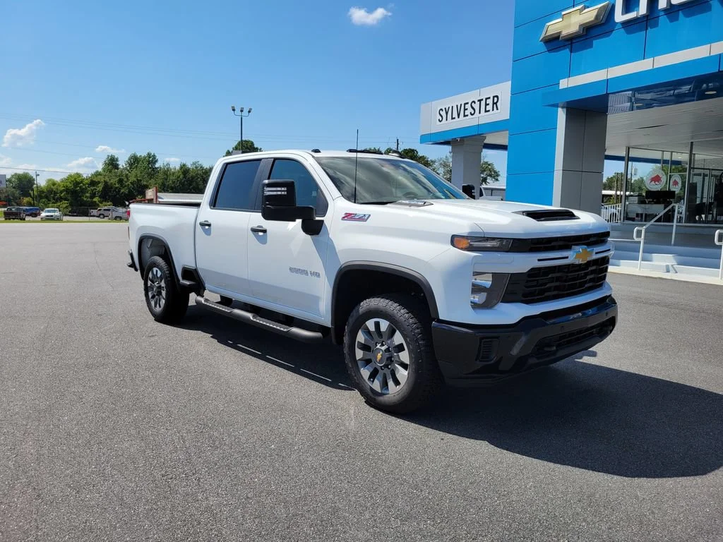 New 2026 Summit White Chevrolet Custom image 7