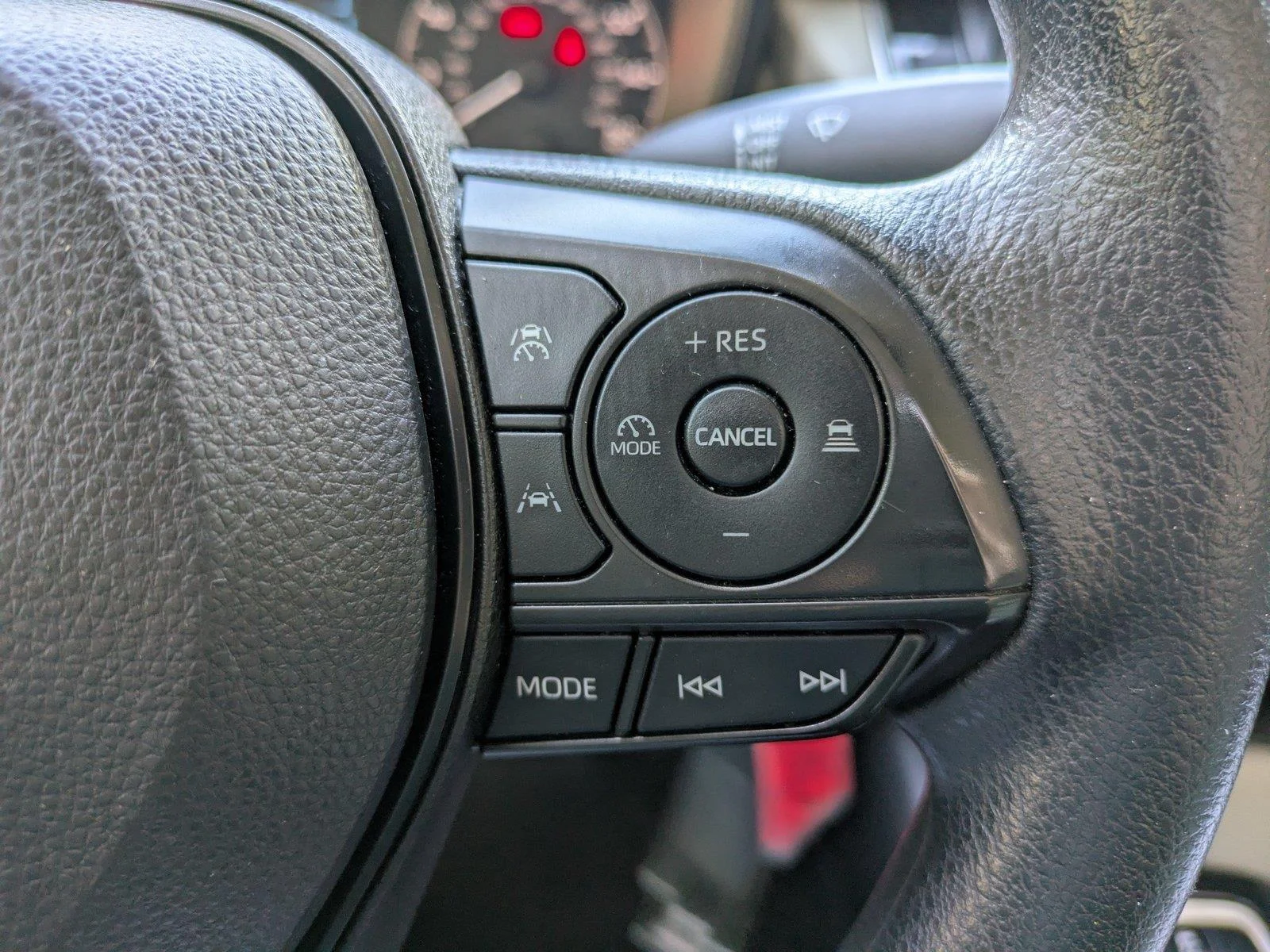 Used 2023 Celestite Toyota LE image 20